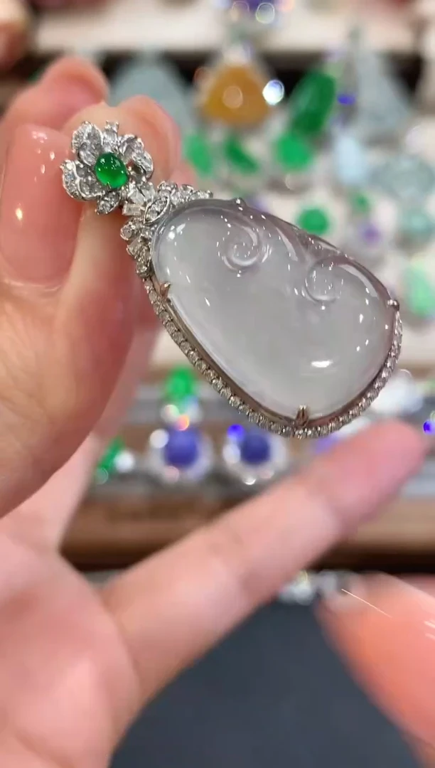 吊坠(不含链)18K金镶嵌翡翠w30