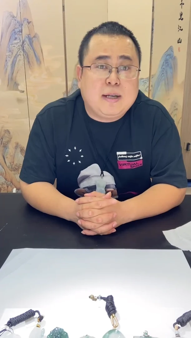 颈饰未镶嵌翡翠锐**g898989