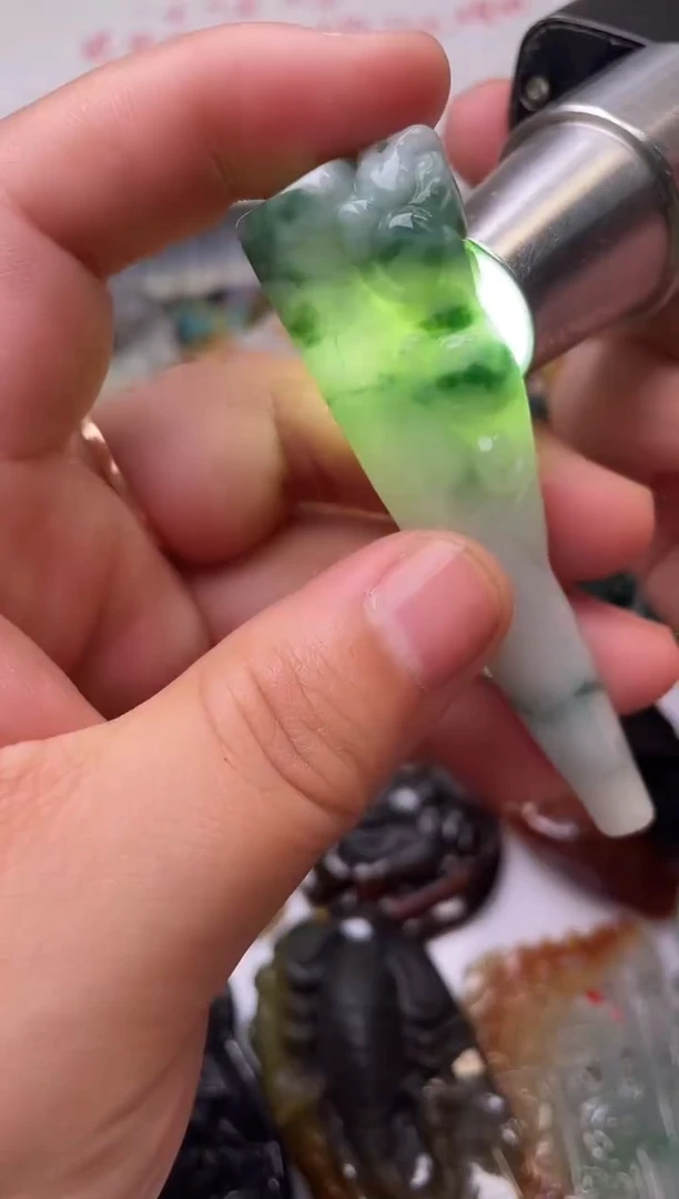颈饰未镶嵌翡翠25
