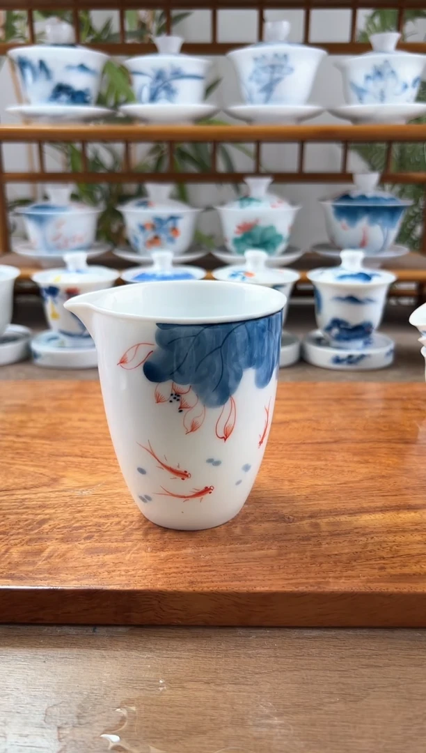 微瑕线条莲公道杯