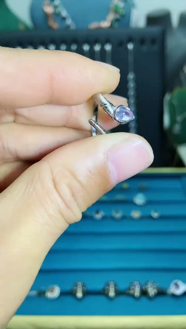 【闪购商品】月光石戒指银S925镶嵌1121