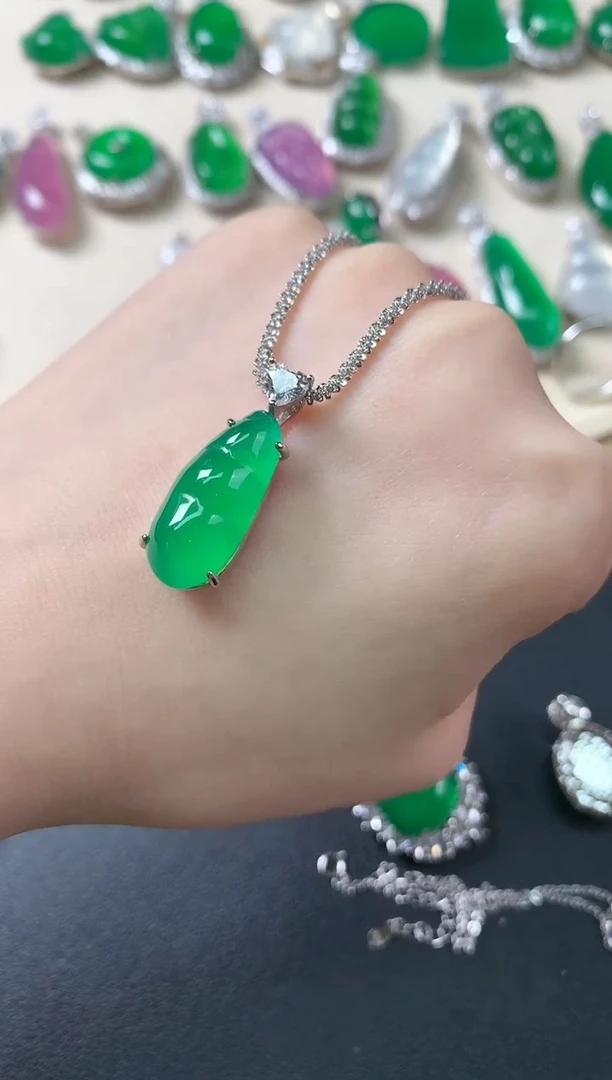 玛瑙/玉髓吊坠银S925镶嵌D213|299