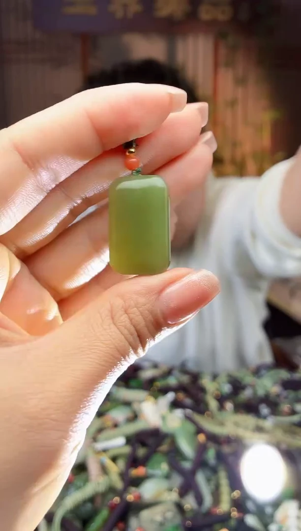 颈饰未镶嵌和田玉多样性发货拍一发一