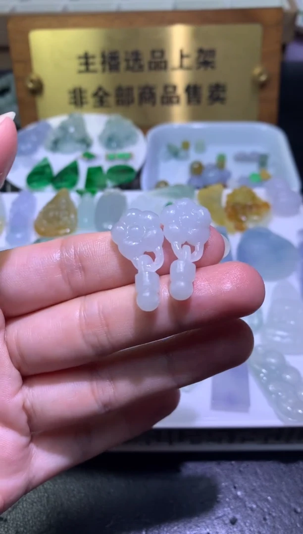 未镶嵌定制翡翠毛货