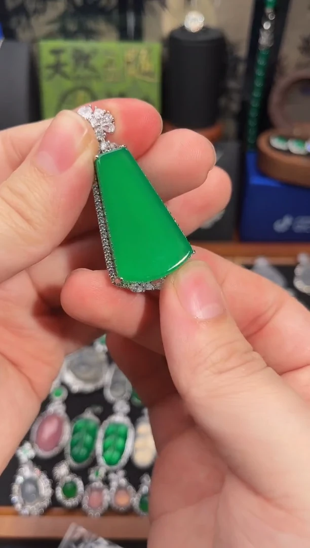 合金吊坠(赠链)玛瑙/玉髓742号