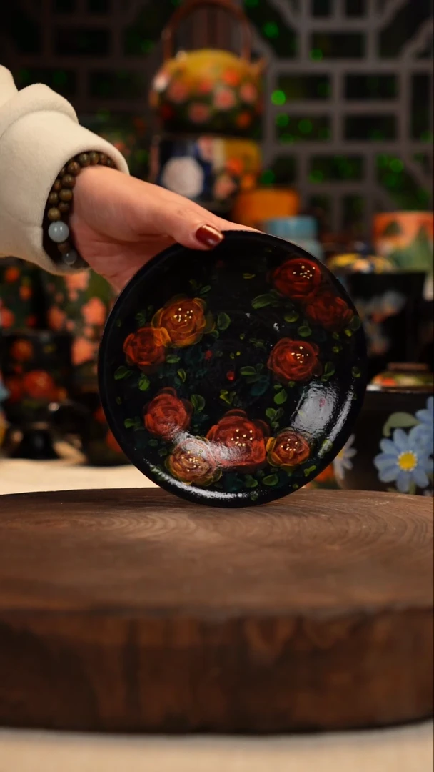 油画    釉下彩   盘