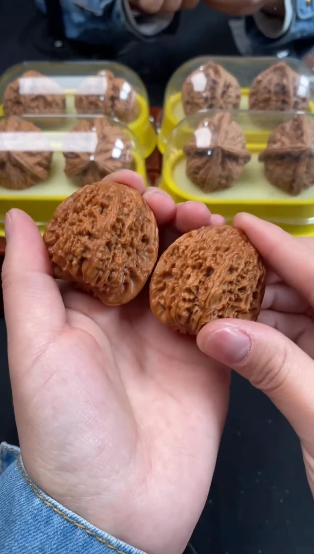 把件文玩核桃南疆石40尺A423