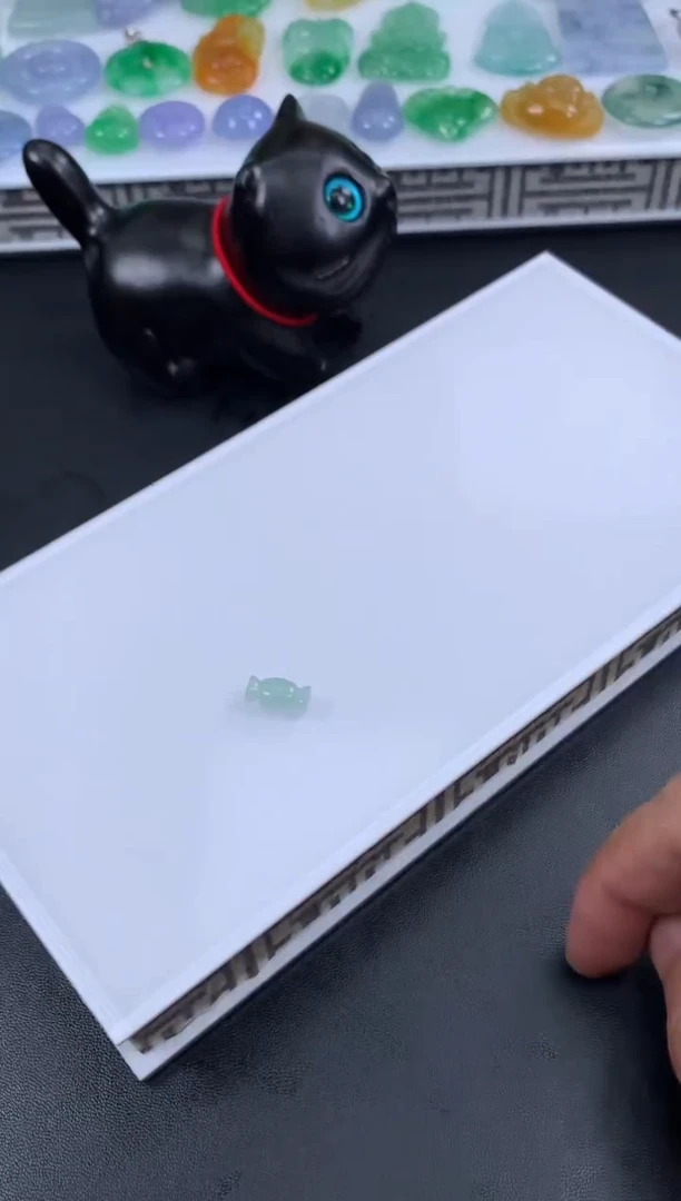 【闪购商品】定制翡翠未镶嵌翡翠