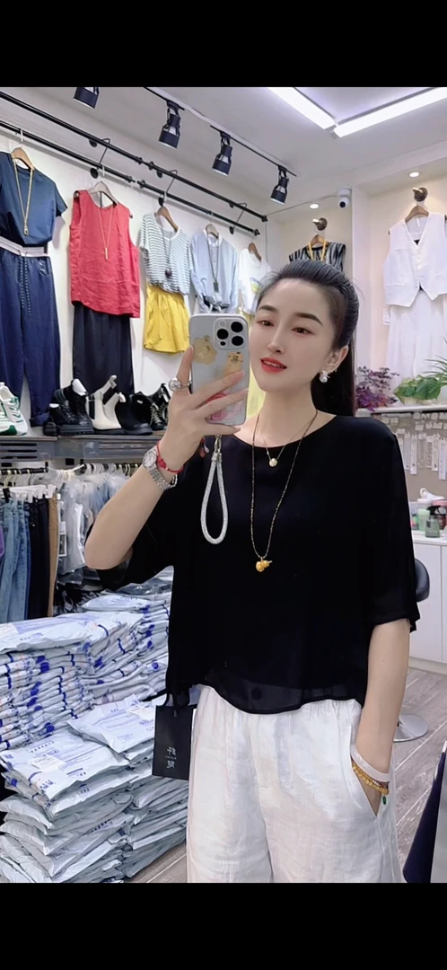 利姐家 百搭双层中袖自留上衣（冷水手洗，会缩水 介意慎拍）