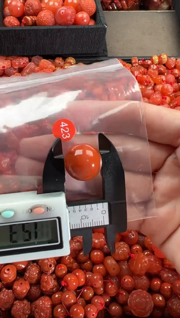 【闪购商品】南红玛瑙颈饰未镶嵌1