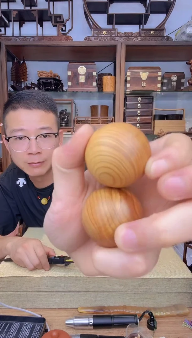 乌木类书架500崖柏手球一对