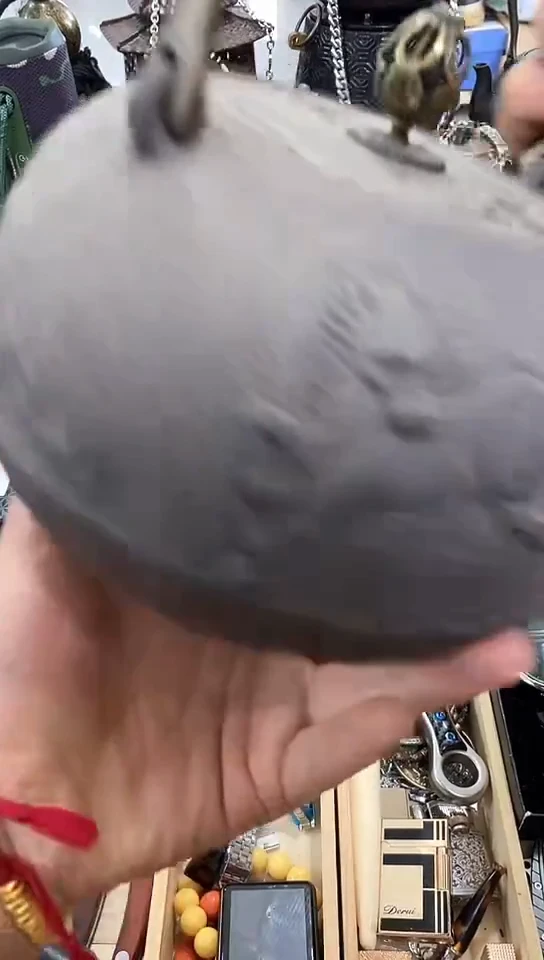 瓷片闪购商品  如图所示