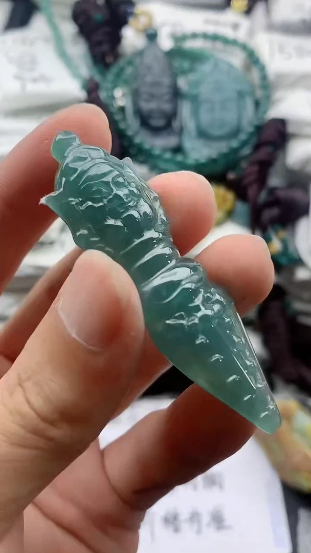翡翠未镶嵌颈饰555555555555