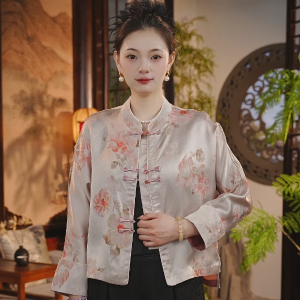春不晚 时尚高档宽松百搭外套72519