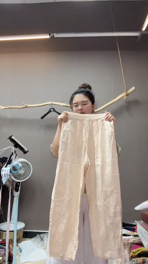 沐小睿服饰麻衣373