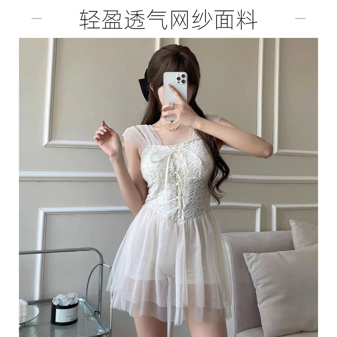 夏季时尚女士连体泳衣短款高级感复古游泳衣设计感保守MM户外专业