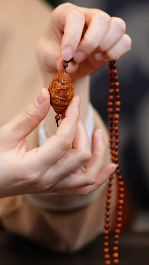 吊坠橄榄核小*杆宋水官万佛朝宗