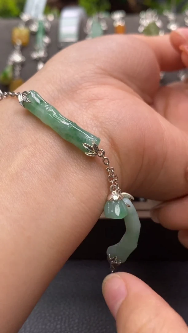 颈饰银S925镶嵌翡翠净货15506