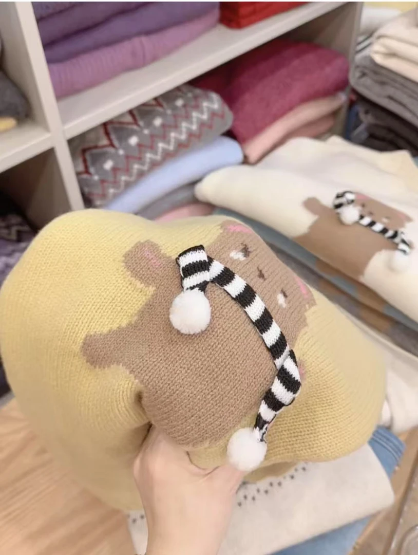 七言家  冬日暖阳！卡通熊圆领小围巾毛衣1