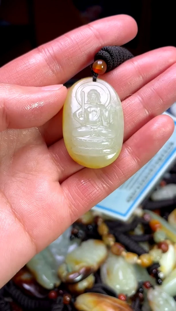 【闪购商品】和田玉颈饰未镶嵌1