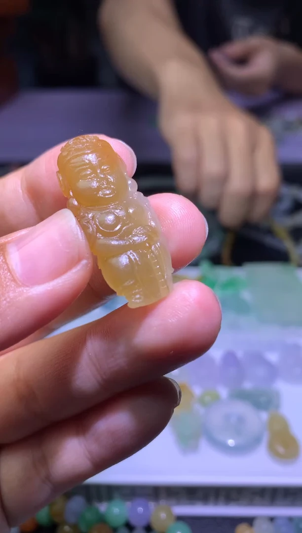 定制翡翠未镶嵌毛货