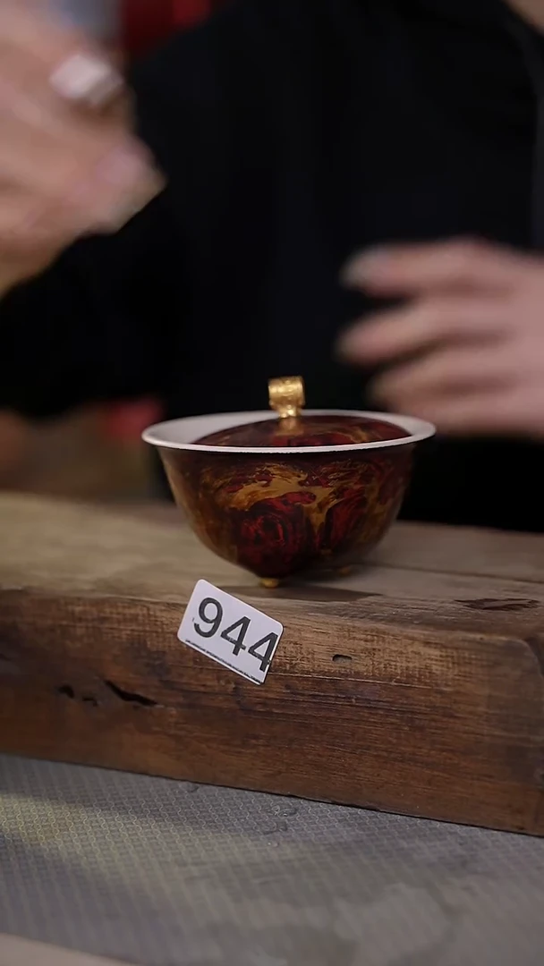 【闪购商品】瓷片小钱 重工大漆盖碗