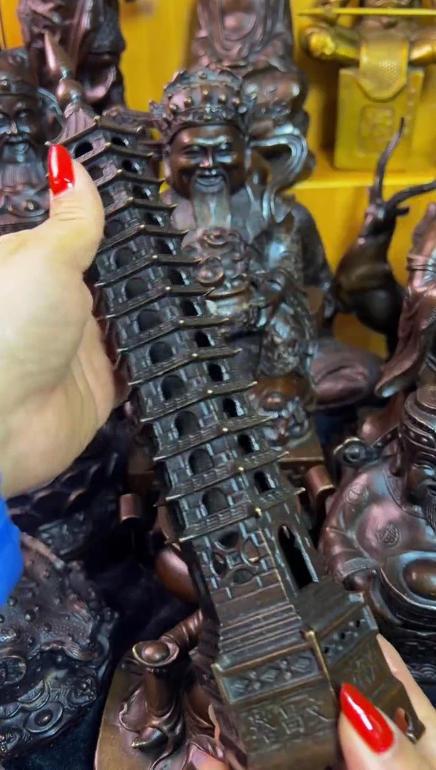 【闪购商品】1案台摆件 物品摆件 13层