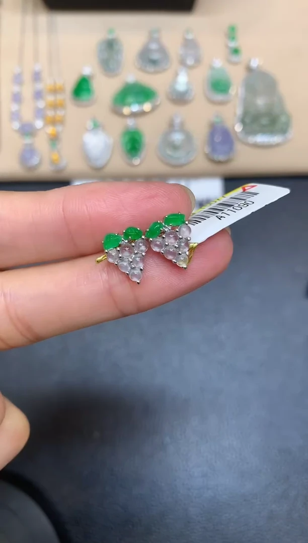 18K金镶嵌翡翠耳饰蛋面【无服务费