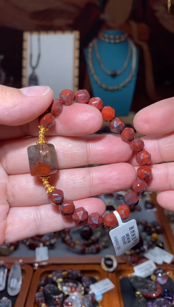 【闪购商品】水晶手串未镶嵌红伊丁极光