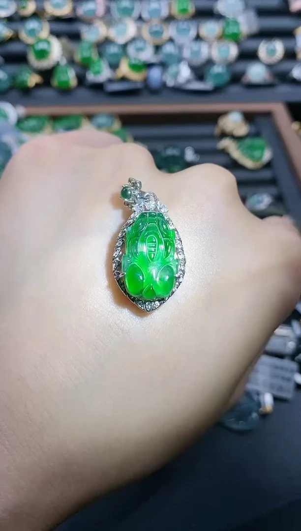 【闪购商品】翡翠戒指银S925镶嵌51511