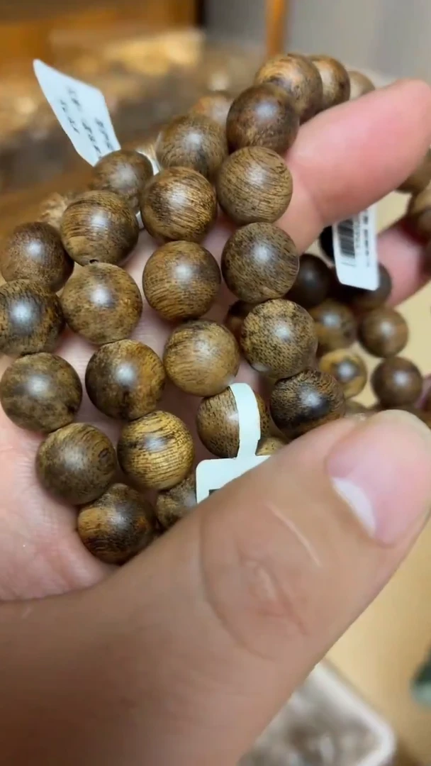 沉香手串 菩萨棋圆珠单圈1.1多样性发其一