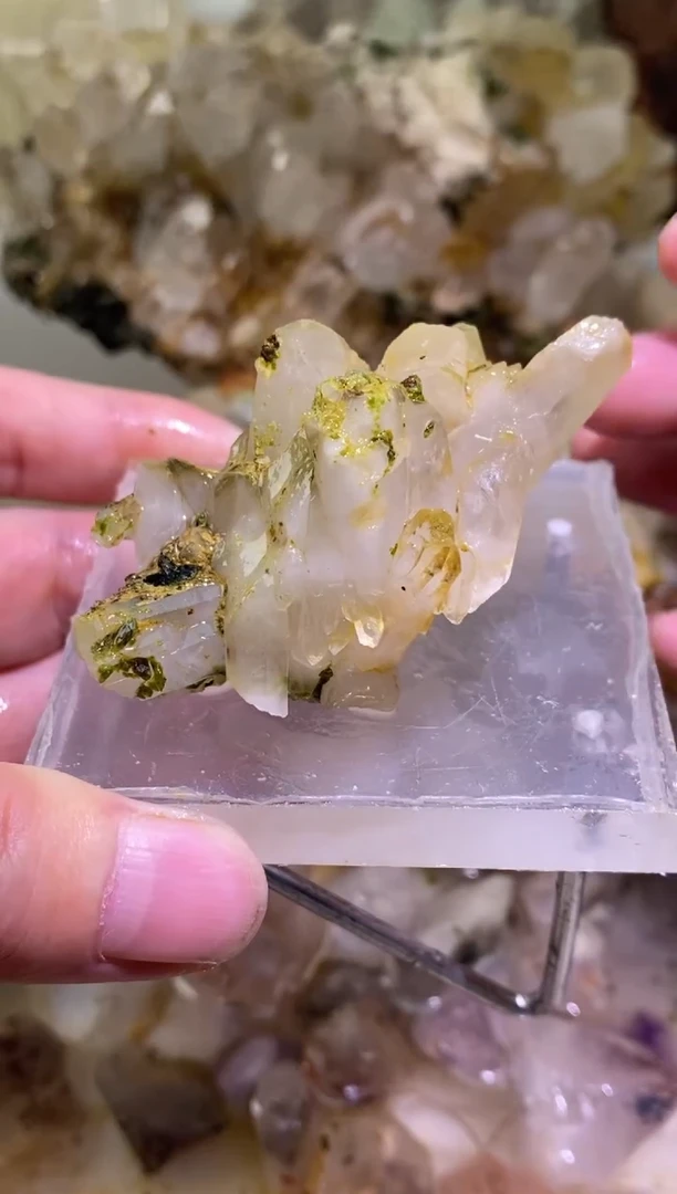 未镶嵌珠宝半成品水晶41号四川美姑超七花园水晶