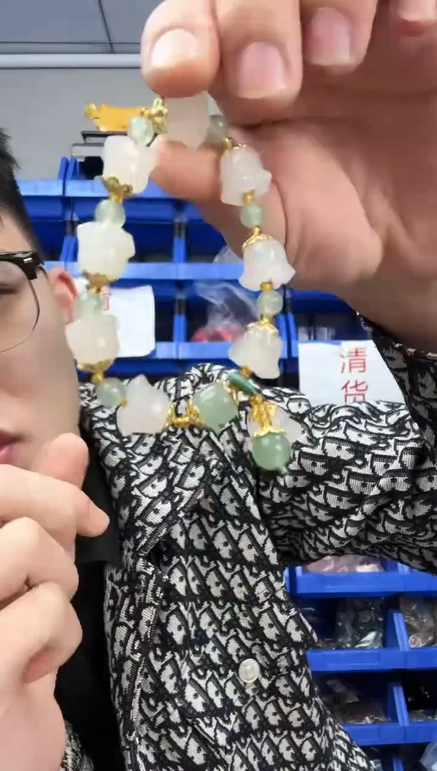 无非金属莲花手串