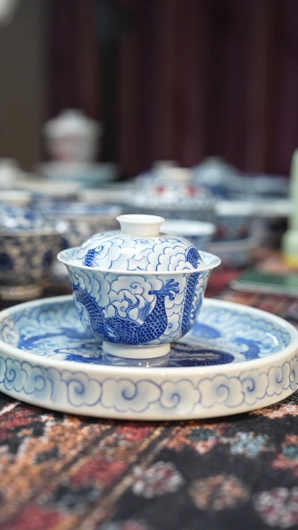 摆件陶l***r传云龙手绘壶承＋盖碗景德镇发货