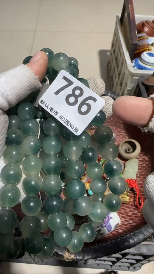 瓷片红**集亿容工艺品786