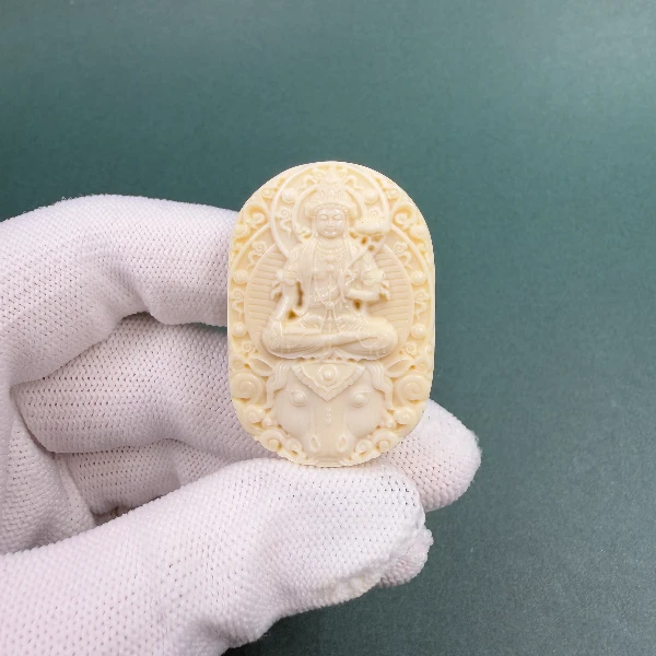 E6443天然猛犸牙雕刻牌 支持鉴定 假一罚四