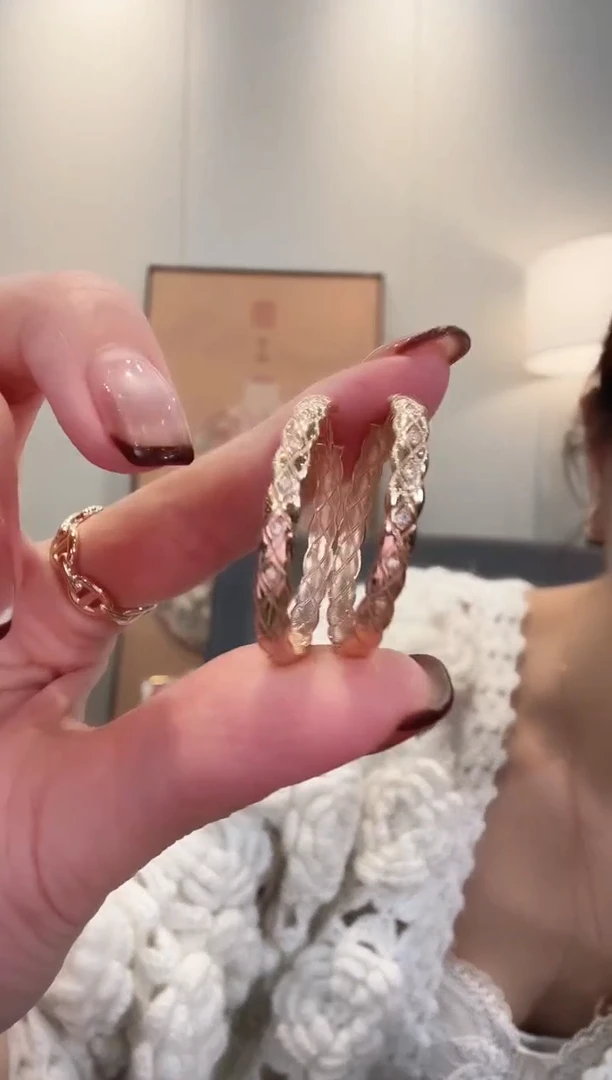 18K金镶嵌耳饰天然钻石18K金钻石香香大耳环