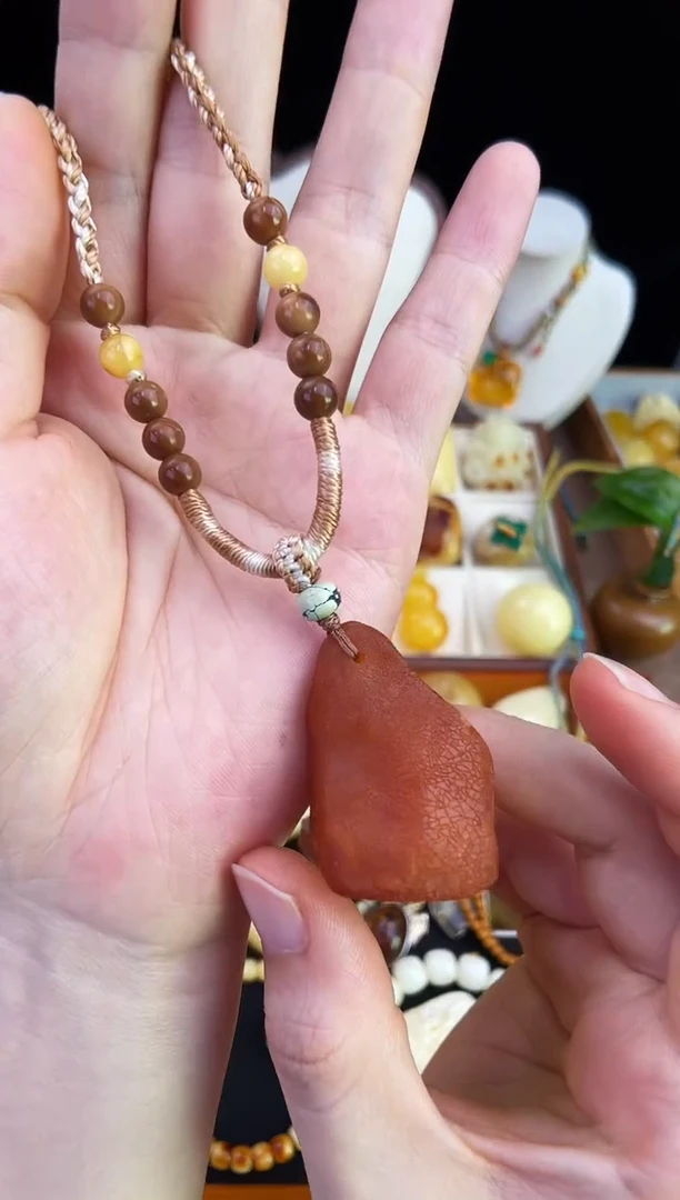 琥珀未镶嵌珠宝奇石柒月