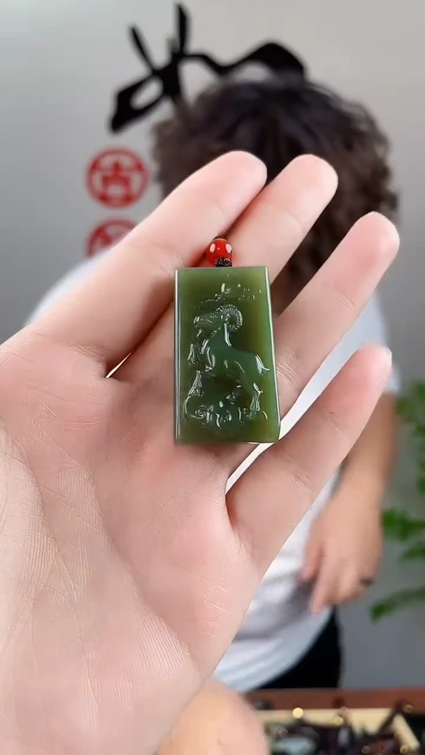 和田玉未镶嵌颈饰拍一发一，多样性发货