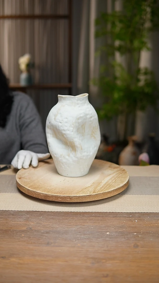 【闪购商品】陶瓷  花器陶瓷花瓶手捏瓶002瑕疵