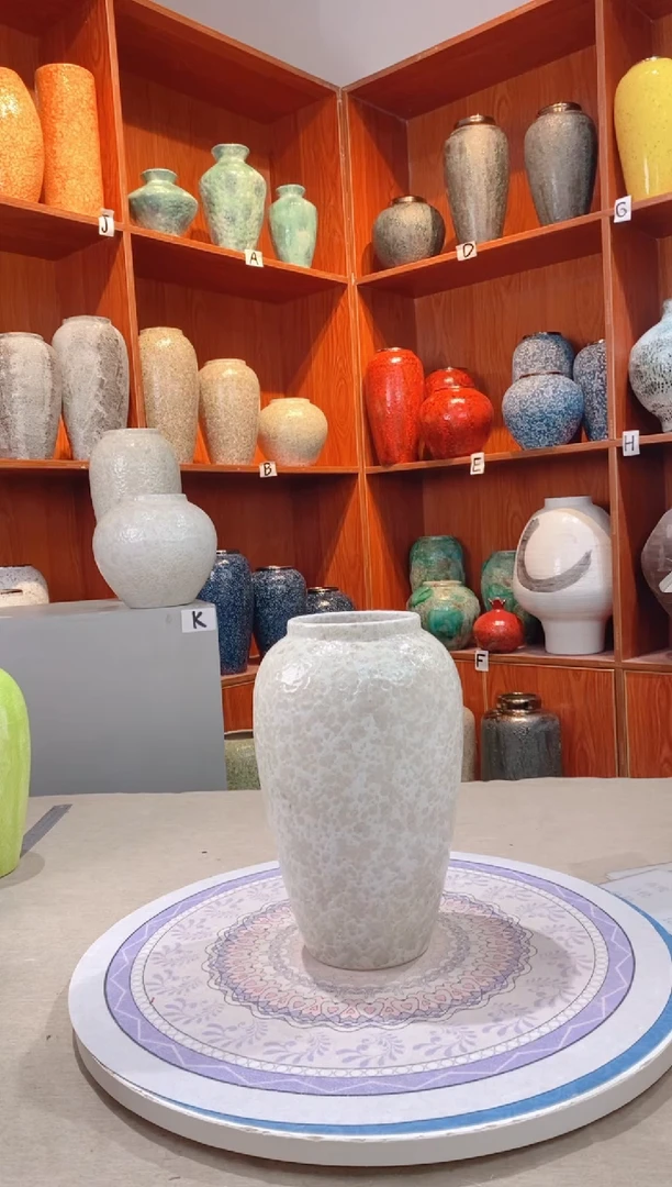 【闪购商品】瓶精品陶瓷花瓶 无花 茶白 中号