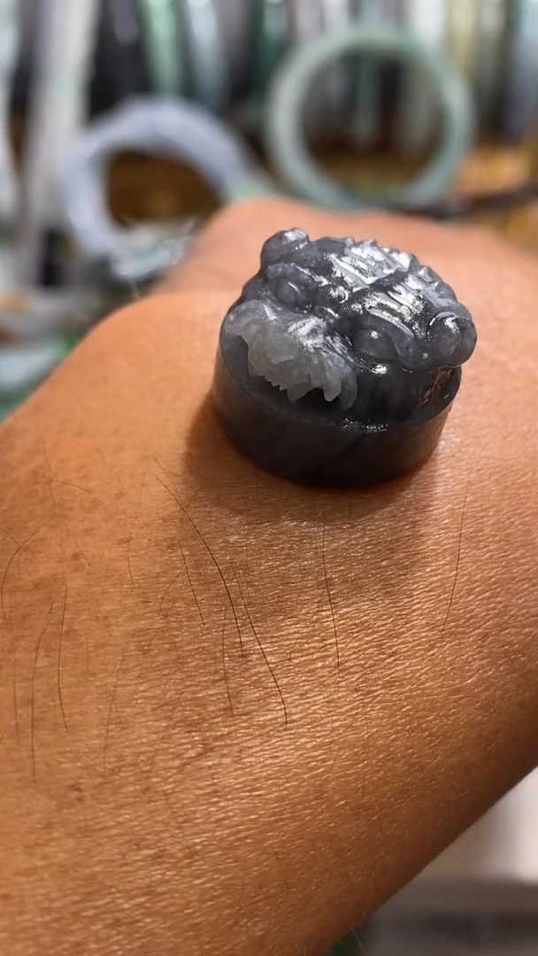 未镶嵌挂件翡翠翡翠挂件