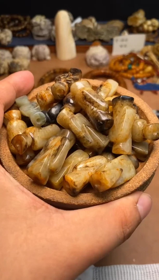 和田玉未镶嵌吊坠(不含链)杂件58-翁仲-有瑕疵