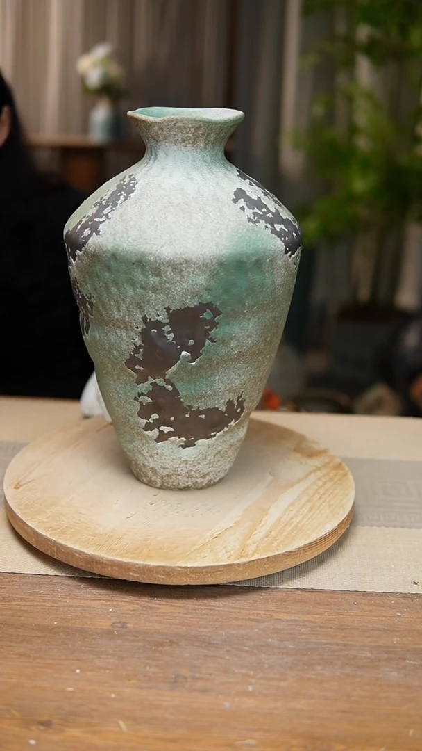 【闪购商品】陶瓷  花器诧寂复古绿高脚