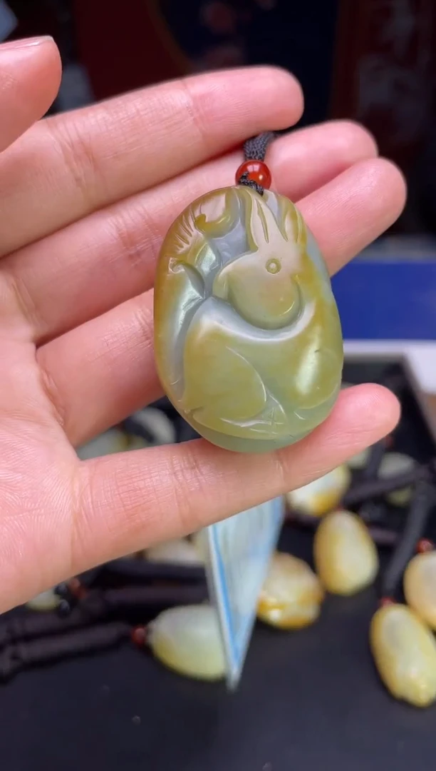 颈饰未镶嵌和田玉123