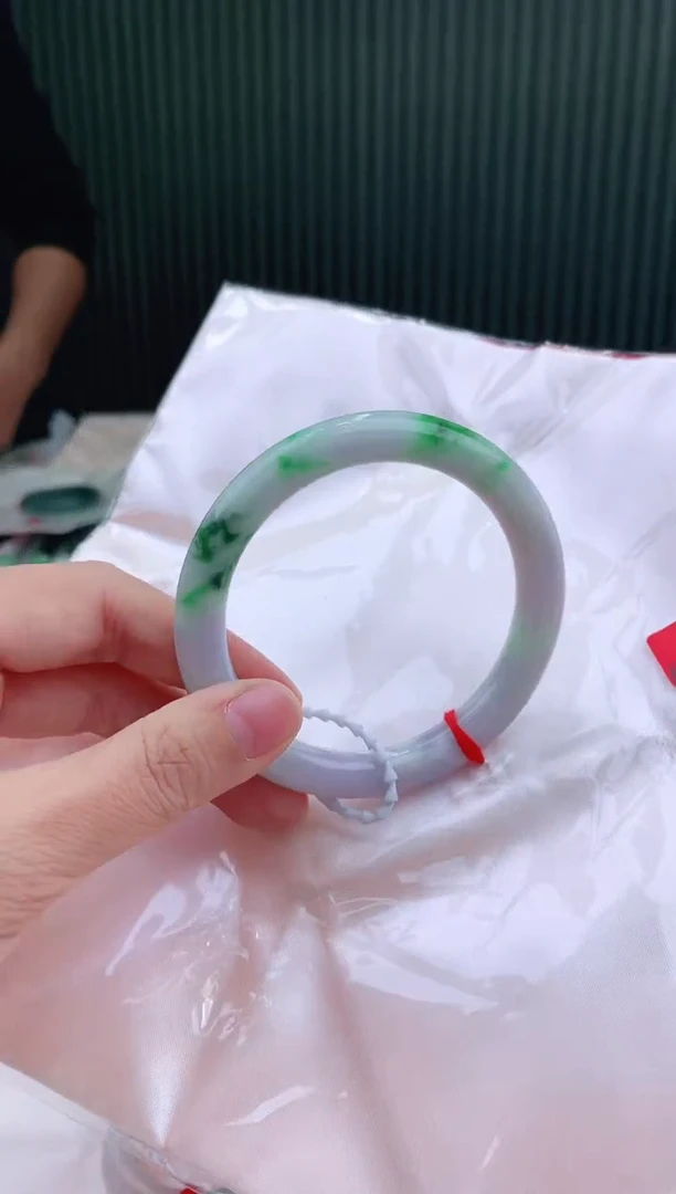 未镶嵌手镯翡翠58