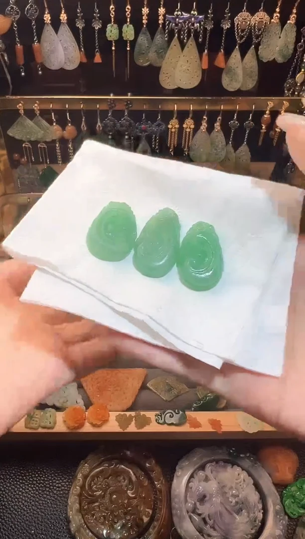 定制翡翠未镶嵌翡翠随机发发一个