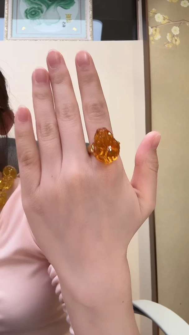 未镶嵌琥珀戒指戒指