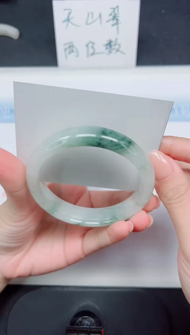 【闪购商品】石英质玉手镯未镶嵌44-60.1