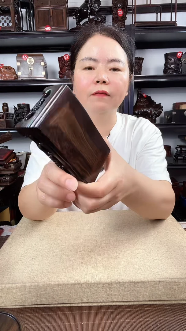 木草龙长方老李红木工艺品